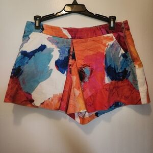 Trina Turk Shorts Pleated Side Zipper Watercolor Poppy Floral Size 2